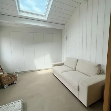 Maison Familiale Avec Piscine Et Terrasse *