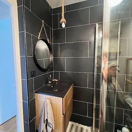Holiday home Maison Familiale Avec Piscine Et Terrasse *