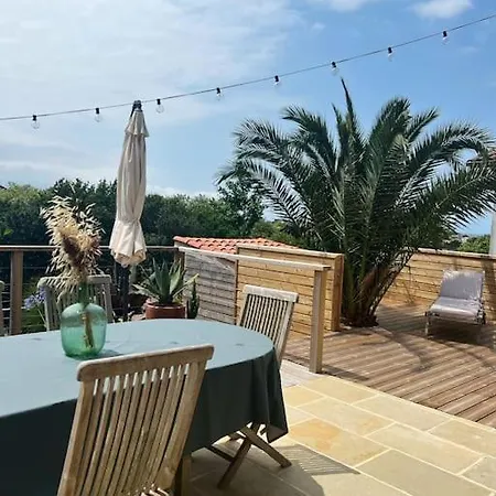 Maison Familiale Avec Piscine Et Terrasse