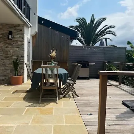 Maison Familiale Avec Piscine Et Terrasse Holiday home Saint-Jean-de-Luz